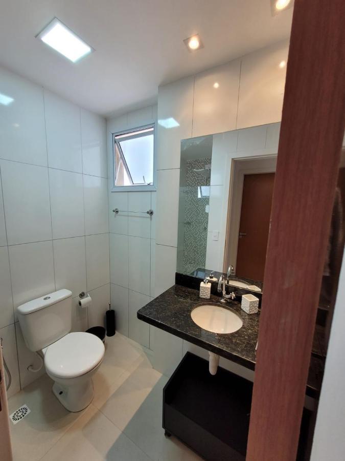 Apartamento Na Praia Do Morro- Guarapari, De Frente, Varanda Ampla, Duas Quadras Da Orla Da Praia מראה חיצוני תמונה
