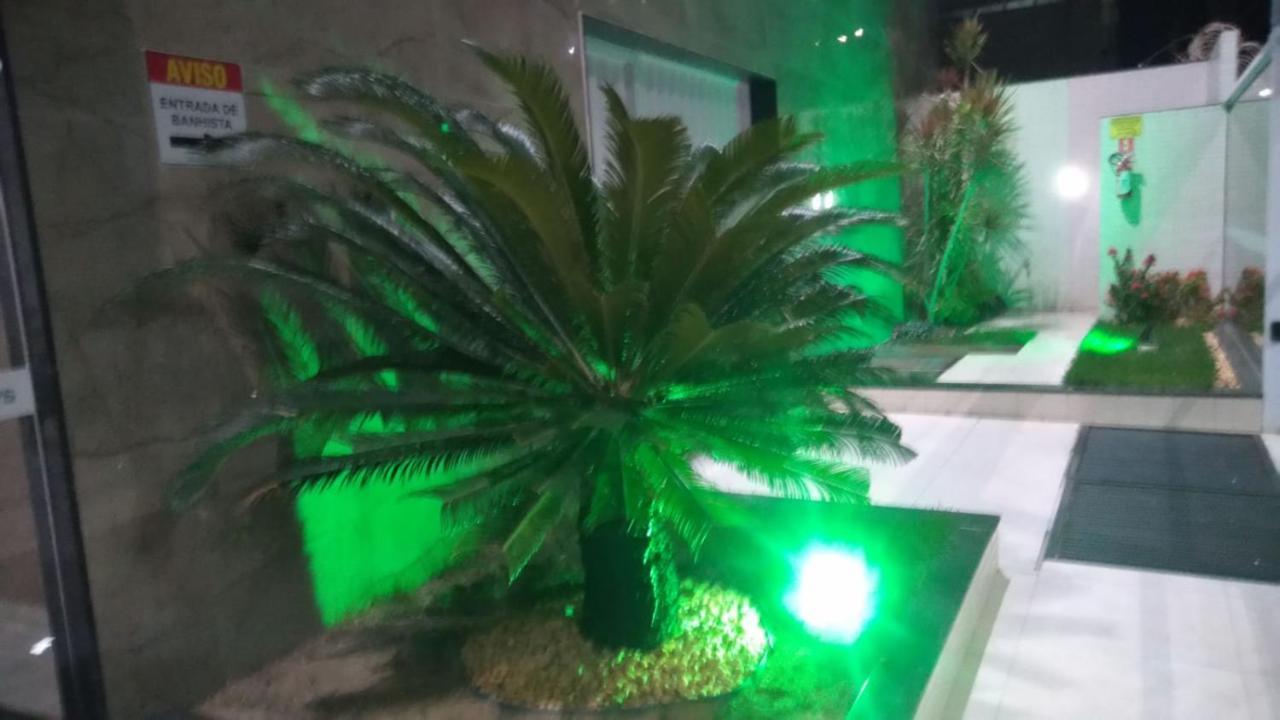 Apartamento Na Praia Do Morro- Guarapari, De Frente, Varanda Ampla, Duas Quadras Da Orla Da Praia מראה חיצוני תמונה
