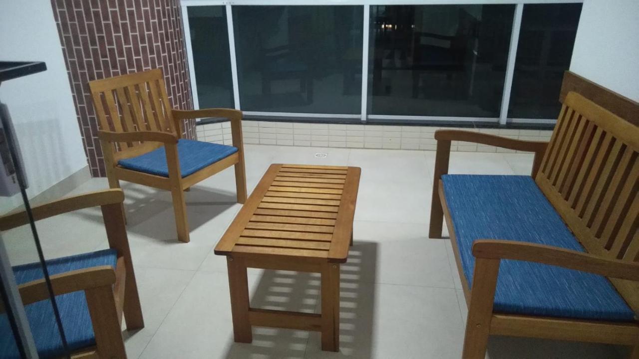 Apartamento Na Praia Do Morro- Guarapari, De Frente, Varanda Ampla, Duas Quadras Da Orla Da Praia מראה חיצוני תמונה